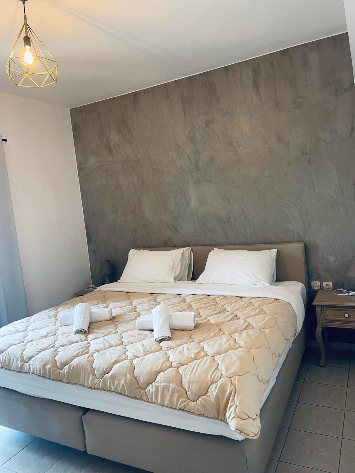 דירות Ágios Nikólaos Grand House מראה חיצוני תמונה